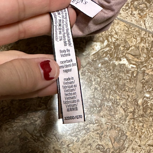 Victoria’s Secret Body by Victoria Racerback bra - Picture 5 of 5